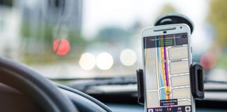 Jak działa GPS w łódce zanętowej? Jak działa GPS w łódce zanętowej?