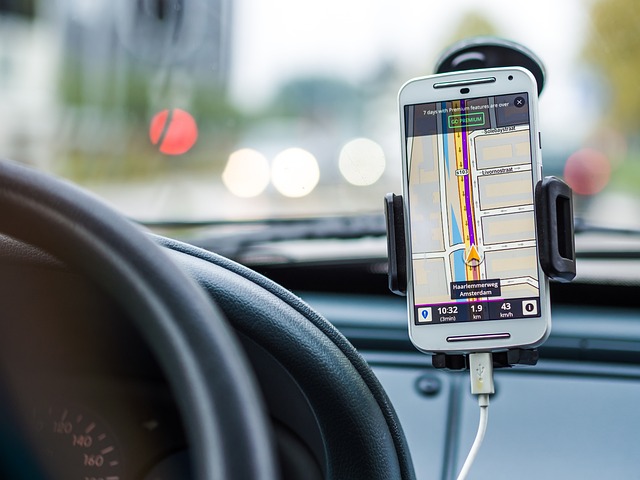 Jak działa GPS w łódce zanętowej? Jak działa GPS w łódce zanętowej?