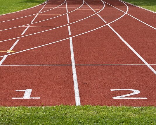 Ile osób jest na boisku?